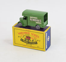 Matchbox Lesney 17 Removal van GPW/B4 Virtually Mint/Nice box
