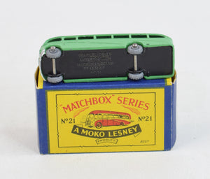 Matchbox Lesney 21 Bedford Duple RW/B2 box Virtually Mint/Nice box