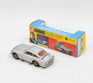 Corgi Toys 270 James Bond DB5 Mint/Nice box (270 to box face)