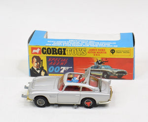 Corgi Toys 270 James Bond DB5 Mint/Nice box (270 to box face)