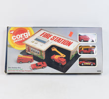 Corgi Juniors 3053 Fire station set - Mint/Boxed 'The J. W Collection"