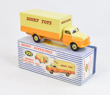 Dinky toys 930 Pallet-Jekta Van Virtually Mint/Boxed