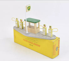 Dinky Toys 783 'BP' Pump set Very Near Mint/Boxed