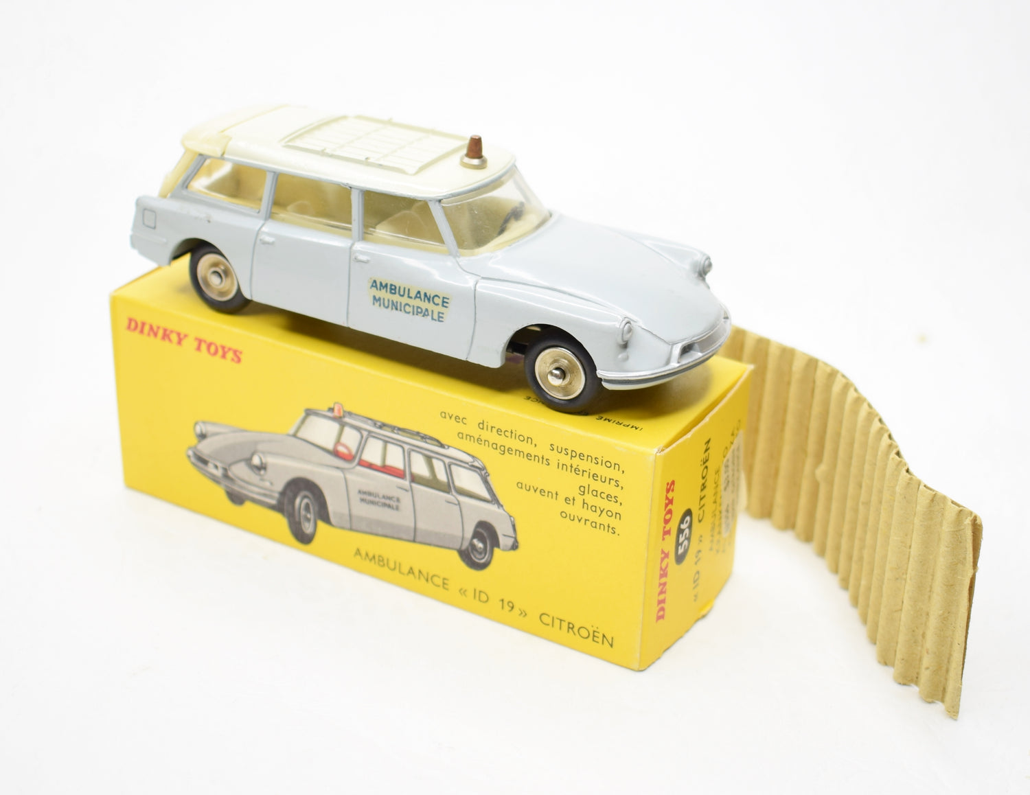 French Dinky Toys 556 Citroen D19 Ambulance Mint/Boxed.