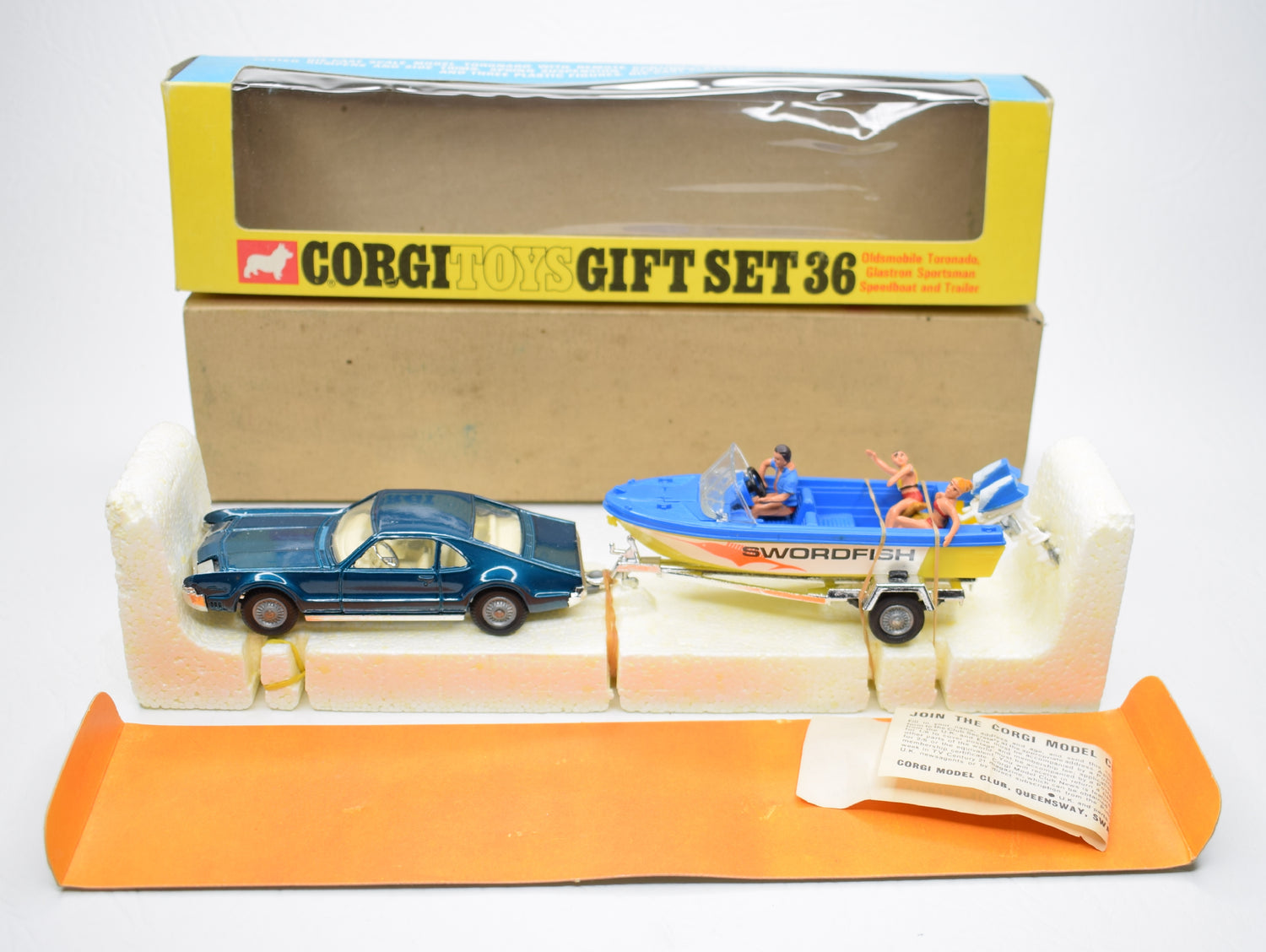 Corgi toys Gift set 36 Virtually Mint/Boxed (With Sleeve).