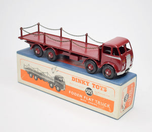 Dinky Toys 505 1st type Foden Chain Wagon Very Near Mint/Boxed.