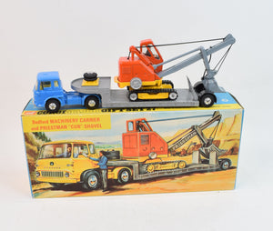 Corgi toys Gift set 27 Bedford Carrier with Priestman Virtually Mint/Boxed ''The Winchester Collection''