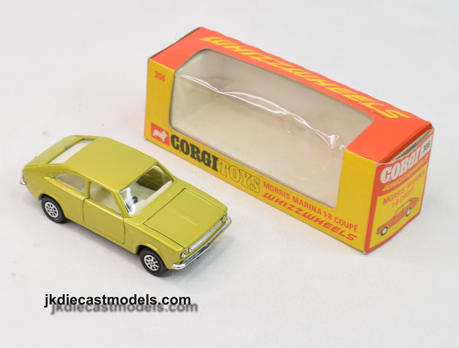 Corgi toys 306 Morris Marina Virtually Mint/Boxed