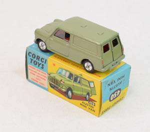 Corgi toys 450 Austin Mini Van Virtually Mint/Boxed