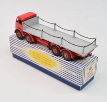 Dinky Toys 905 Very Near Mint/boxed (Plastic Hubs)