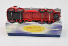 Dinky Toys 905 Very Near Mint/boxed (Plastic Hubs)