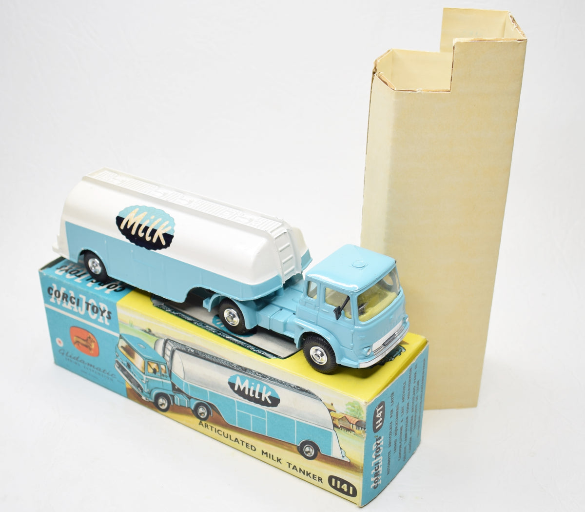 Corgi Toys 1141 Bedford T.K 'Milk Tanker Virtually Mint/Boxed