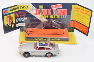 Corgi Toys 270 James Bond D.B.5 Virtually Mint/Unsold shop stock