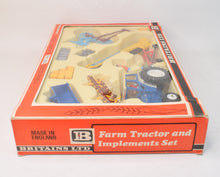 Britain's 9590 Ford Tractor & Farm Implement gift set Virtually Mint/Boxed