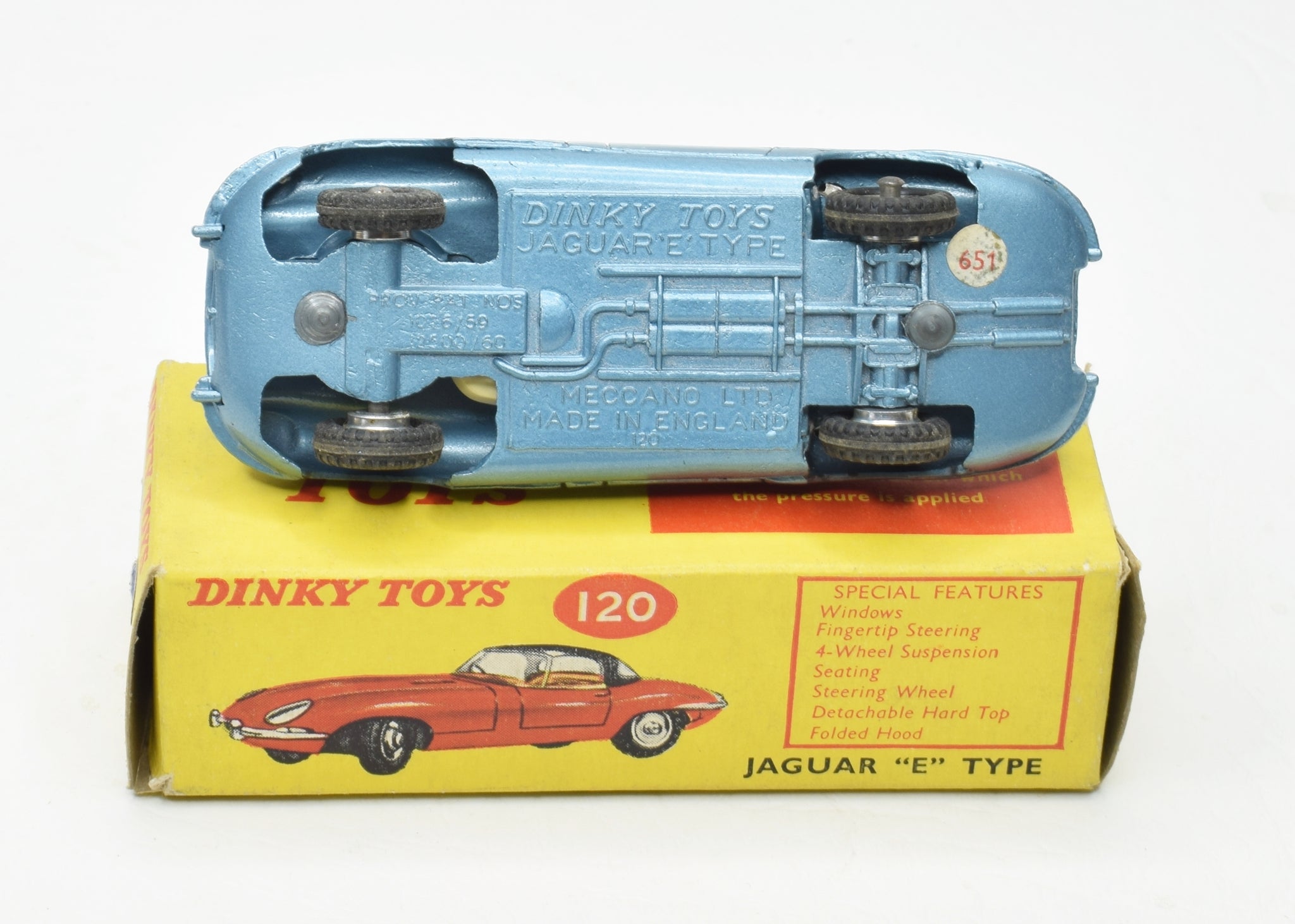 Dinky toys jaguar e type 2+2 - Collection Dinky toys jaguar e type 2+2 - Collection