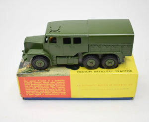 Dinky toys 689 Medium Artillery Tractor Virtually Mint/Boxed (Plastic hubs) C.T.C