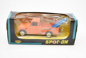 Spot-on 402 Crash Service Land-Rover Very Near Mint/Boxed