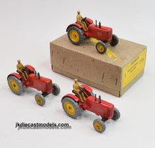 Dinky toys 27A Massey Harris Trade pack