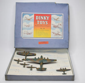 Dinky toys Gift set 68 Camouflage Aeroplanes Near Mint/Boxed (Incomplete).