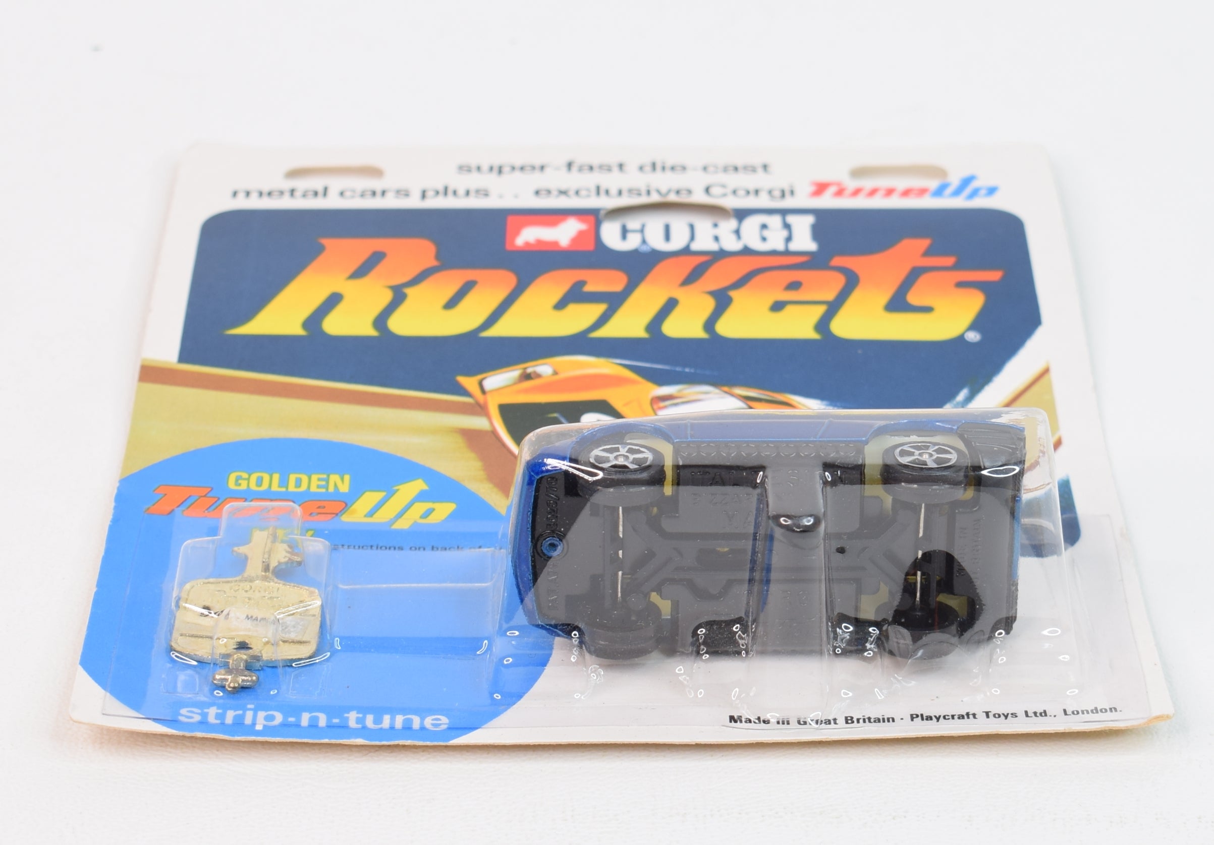 Corgi Rockets Ebay Corgi Rockets 918 Bitzzarini Manta (Black base) Mint/Nice card 'The Ro ...