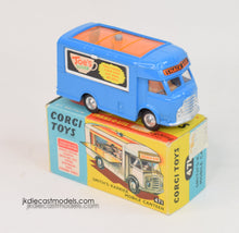 Corgi toys 471 Smith's-Karrier Mobile Canteen Virtually Mint/Boxed