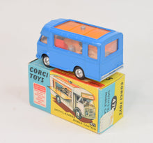 Corgi toys 471 Smith's-Karrier Mobile Canteen Virtually Mint/Boxed