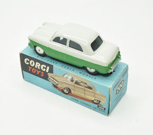 Corgi toys 200 Ford Consul Virtually Mint/Boxed (light grey/vivid green)