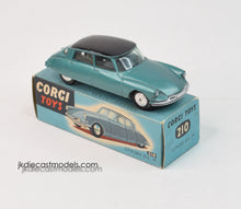 Corgi Toys 210 Citroen DS 19 Very Near Mint/Boxed