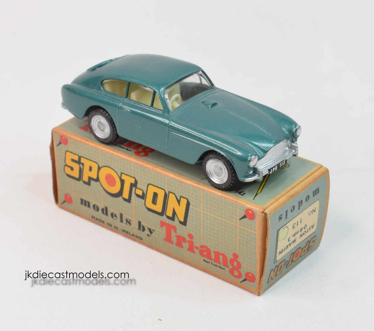 Spot-on 113 Aston Martin DB3 Virtually Mint/Boxed 'Roeburn Falls' Collection