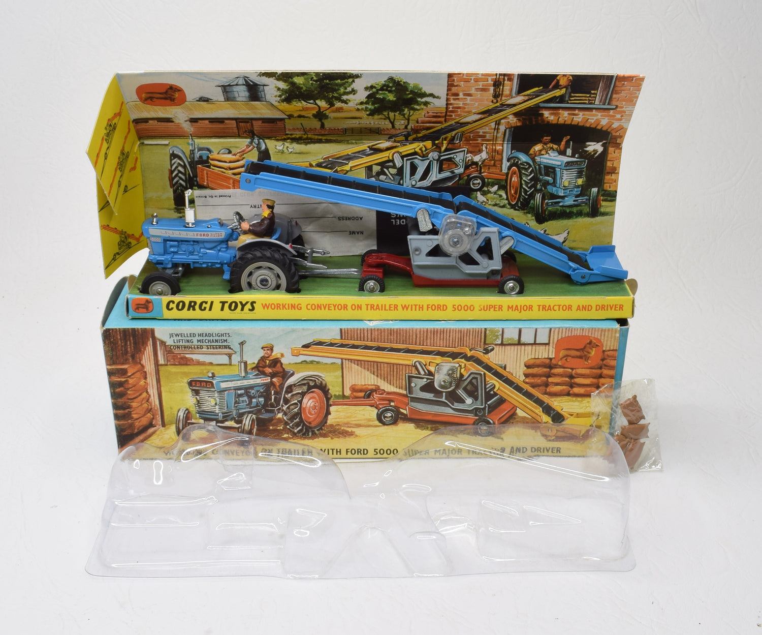 Corgi Toys Gift Set 47 Ford 5000 with Conveyor Very Near Mint/Boxed (New 'The Lane' Collection)