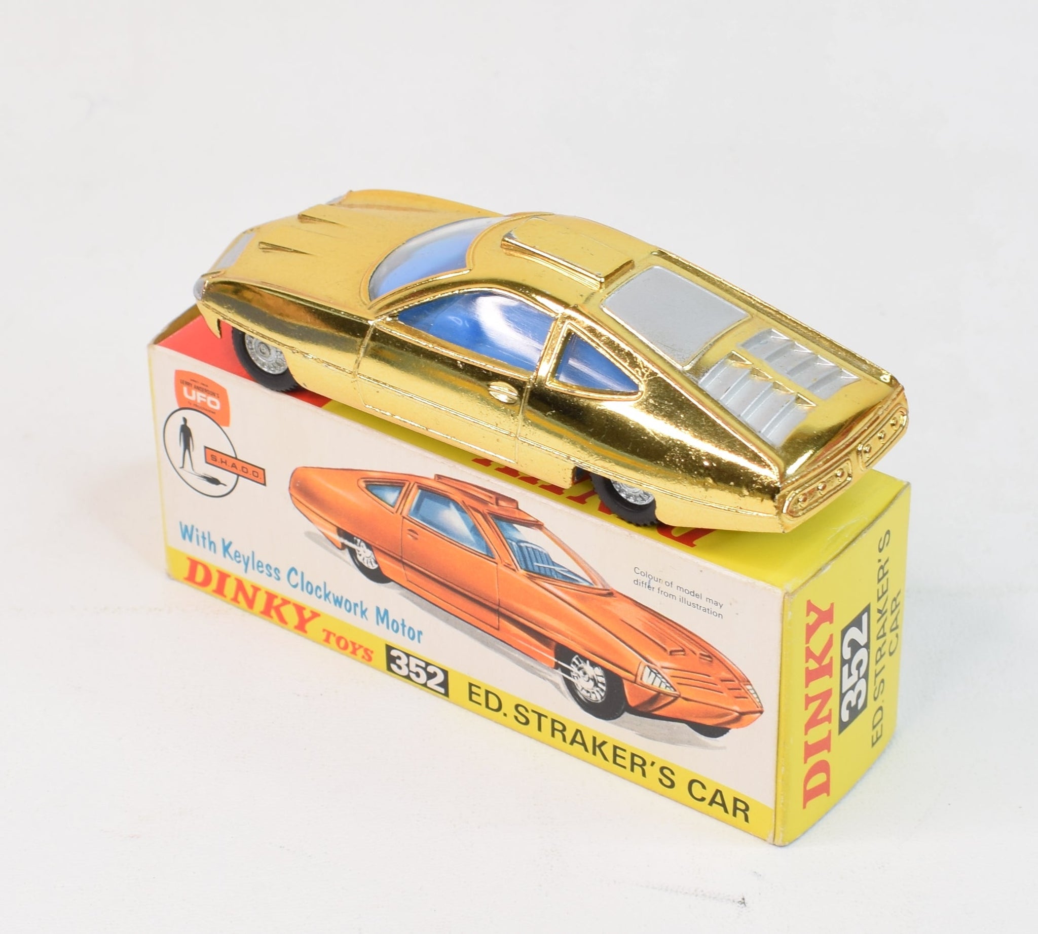 Dinky toys 352 Ed Straker's car Virtually Mint/Nice box – JK DIE 