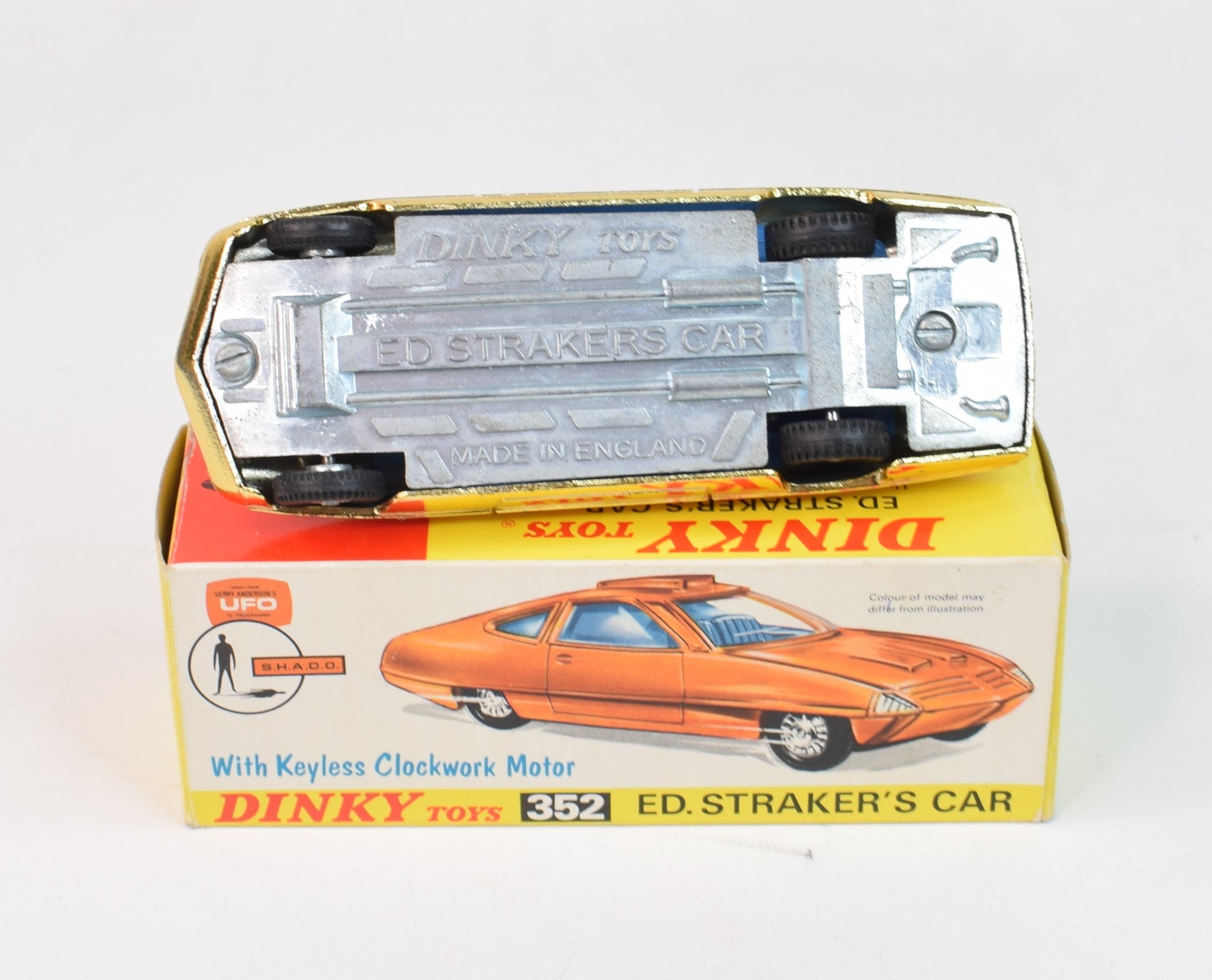 Dinky toys 352 Ed Straker's car Virtually Mint/Nice box – JK DIE
