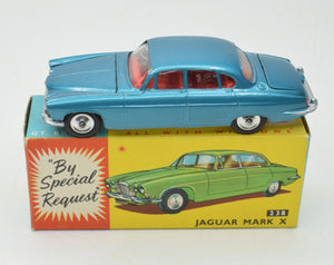 Corgi toys 238 Mark X Jaguar Virtually Mint/Boxed (New The 'Geneva Collectoin')