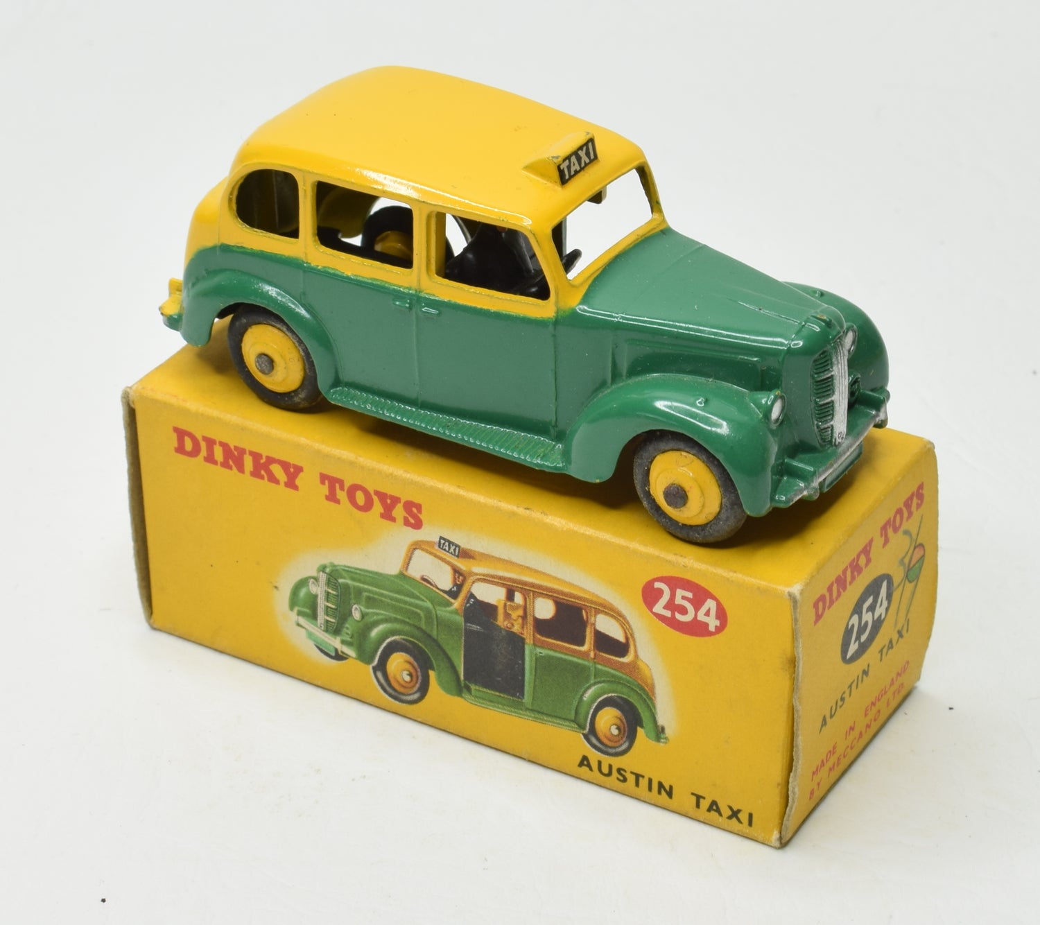 Dinky Toys 254 Austin Taxi Very Near Mint/Boxed