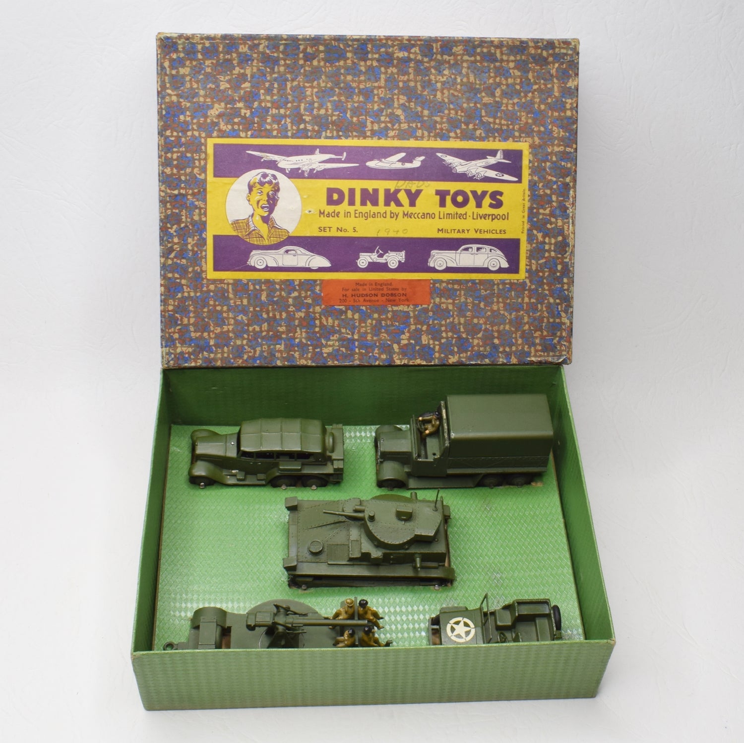 Dinky toy Gift set 5 Military Vehicles Very Near Mint/Boxed
