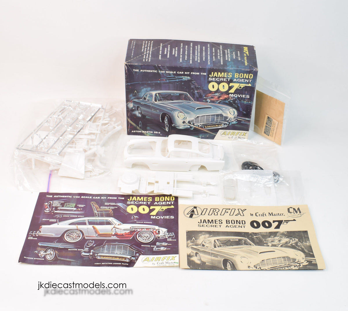 Airfix James Bond - Secret Agent - Aston Martin DB5 Virtually Mint/Boxed