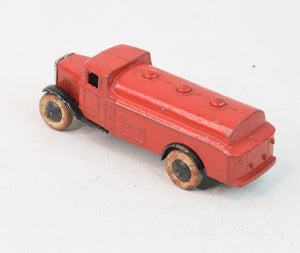 Dinky toy 25d Petrol Tanker Very Near Mint (1st type)