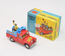 Corgi toys 487 Chipperfields Parade Land-Rover Virtually Mint/Boxed