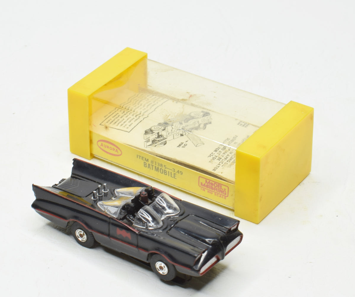 Aurora 1385 Batmobile Virtually Mint/Boxed ('The Lane' Collection)