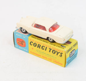 Corgi Toys 230 Mercedes 220se Virtually Mint/Boxed 'Blue & Yellow' Collection