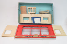 Dinky toys 785 Service Station Virtually Mint/Boxed