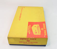 Dinky toys 785 Service Station Virtually Mint/Boxed