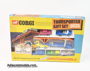 Corgi Juniors 3025 Transporter gift set Virtually Mint/Boxed