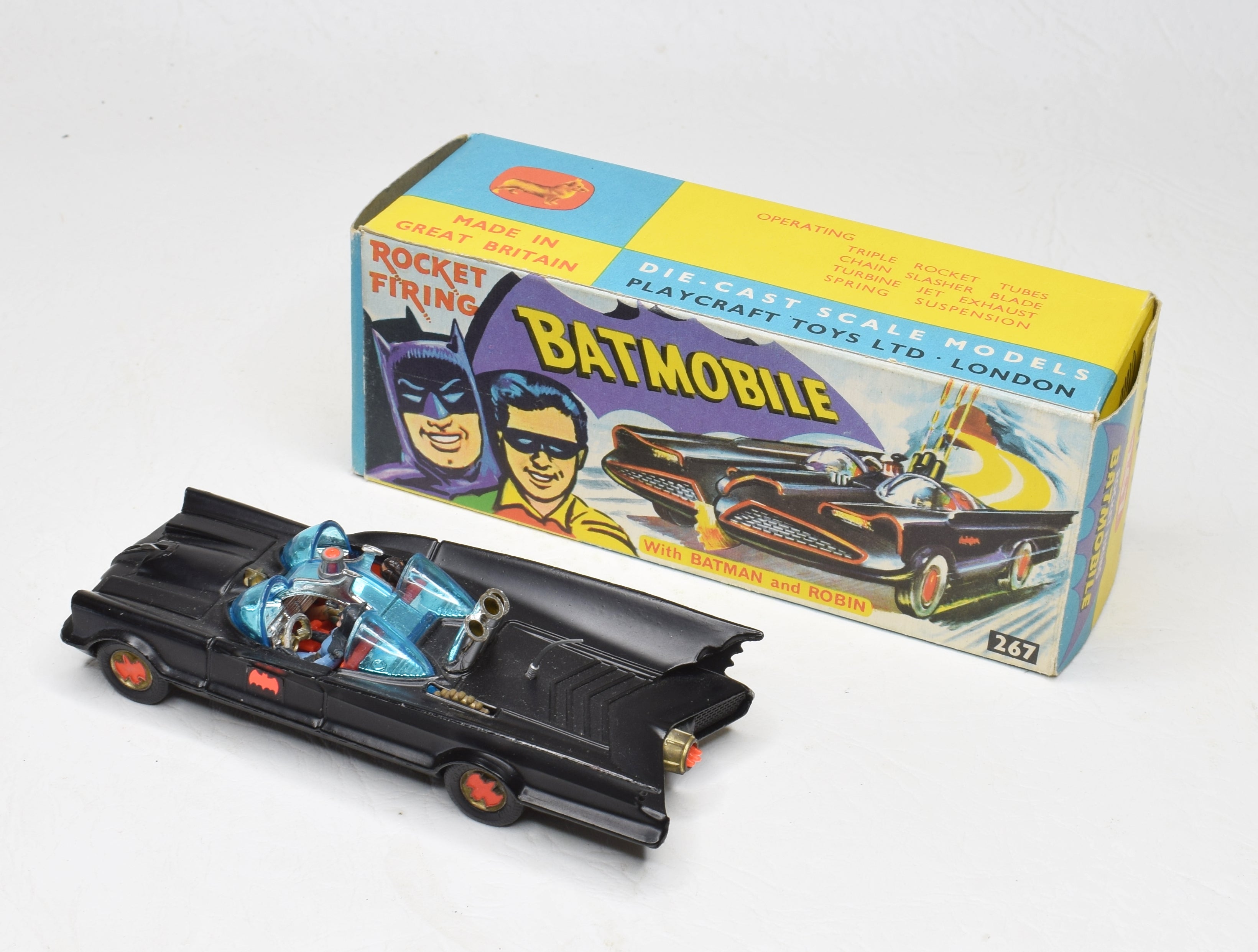 Corgi toys 267 Batmobile Very Near Mint/Boxed (Matte black) 'The