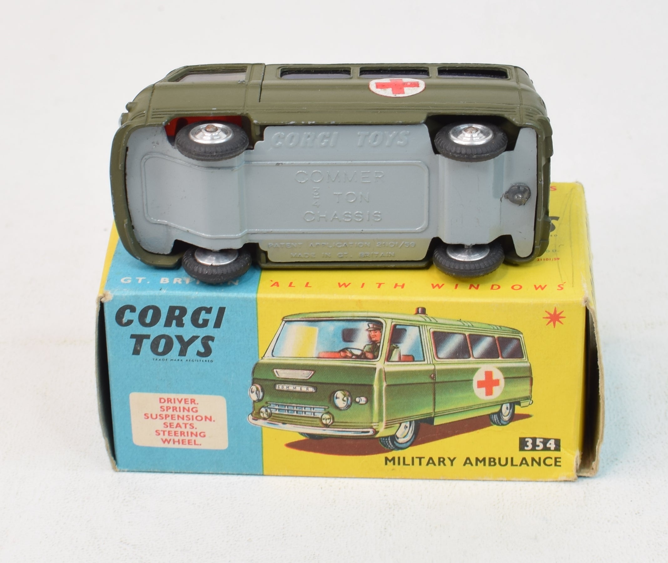Corgi toys 354 Military Commer Ambulance Virtually Mint/Boxed – JK
