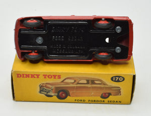 Dinky toys 170 Ford Fordor Very Near Mint/Boxed