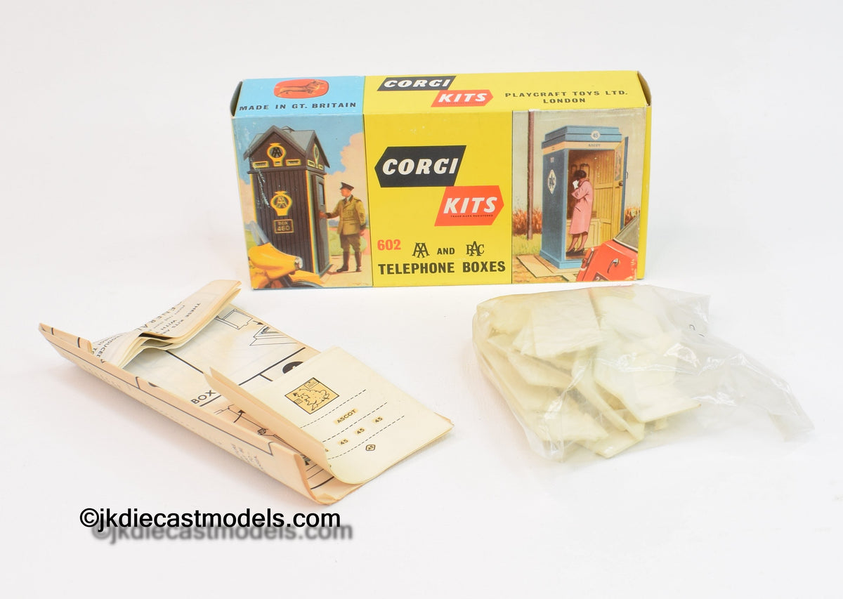 Corgi 602 Telephone box kit Mint/Boxed