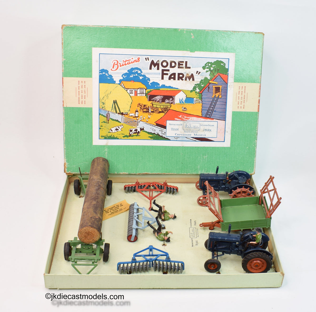 Britain's 134F Tractors & Implements Gift set Very Near Mint/Boxed