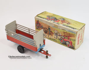 Crescent 1811 Animal Trailer Very Near Mint/Boxed