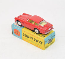Corgi toys 218 Aston Martin D.B.4 Virtually Mint/Boxed